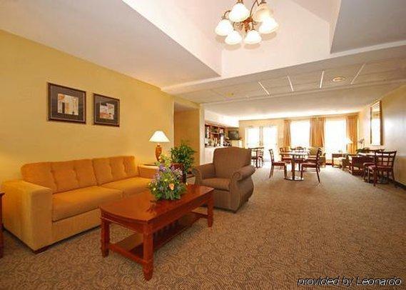 เมนสเตย์ สวีท Hotel เบรนท์วูด ภายใน รูปภาพ